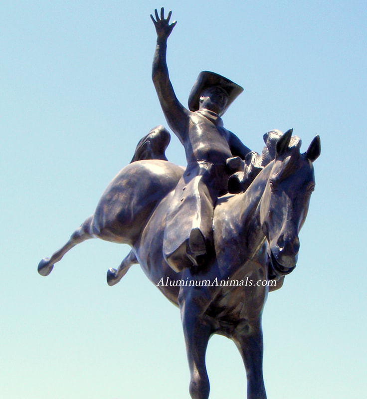 bronco horse statue