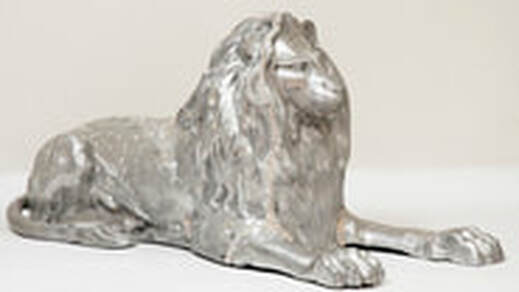 aluminum lion statue